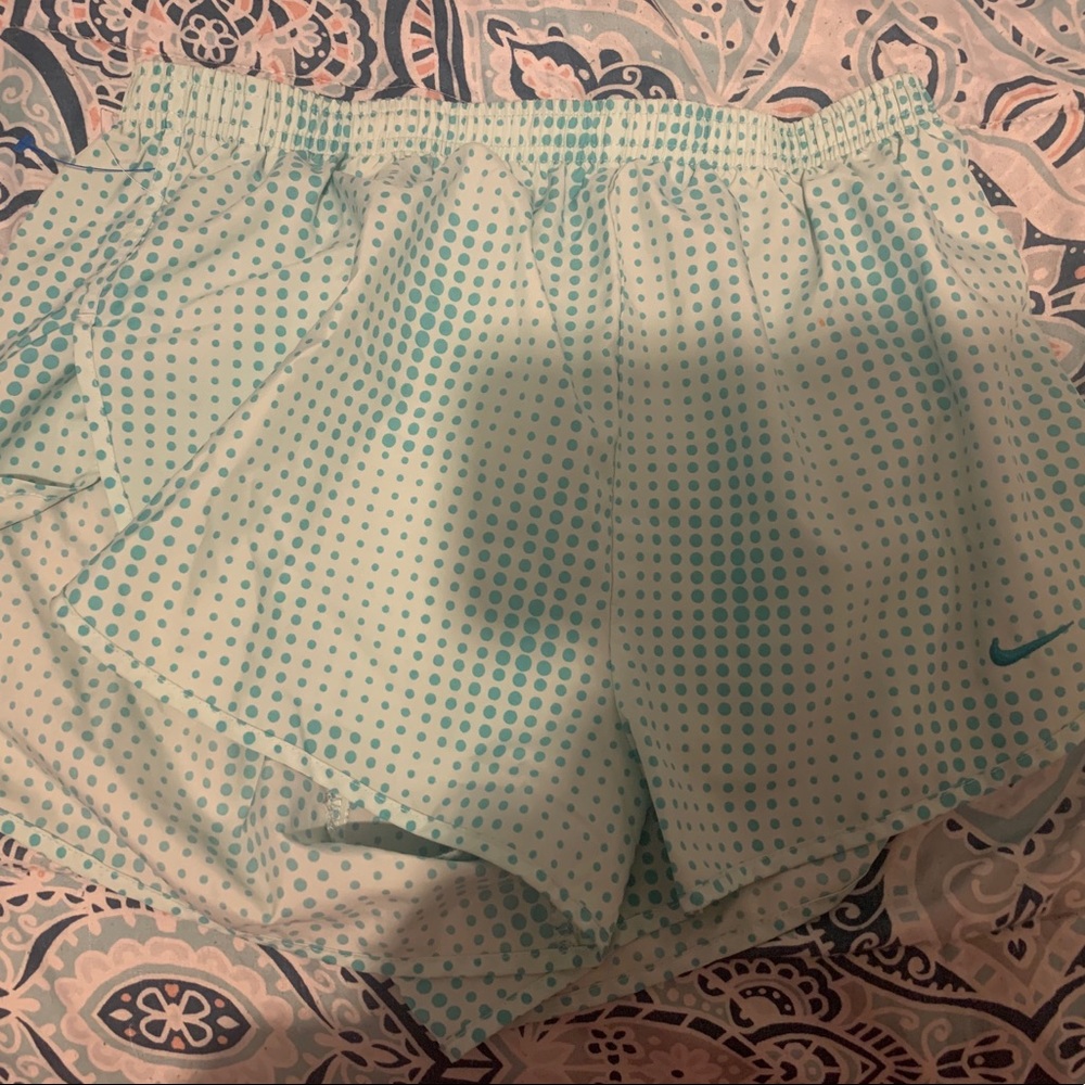 nike shorts✨✨✨